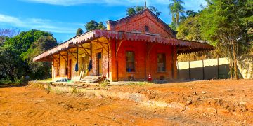 Obras de restauro da Estação Ferroviária do Curitibanos tiveram início   