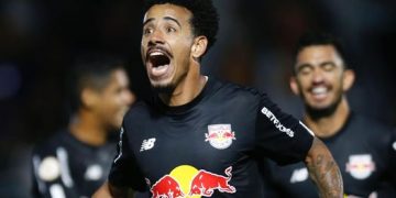 Bragantino vence a terceira seguida e briga pelo G6