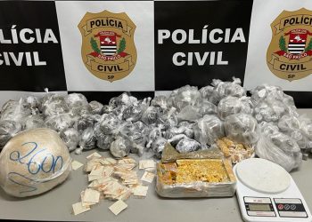 DIG quebra a banca, prende três e  tira quase 10kg de drogas das ruas