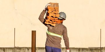 Serviços e Construção Civil respondem pela maioria dos empregos criados em junho
