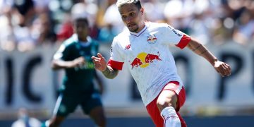 TORCIDA PEDE A SAÍDA DE BARBIERI:  Empate diante do Goiás mostra um Bragantino em decadência