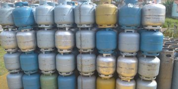 Petrobras anuncia nova redução no preço do gás de cozinha