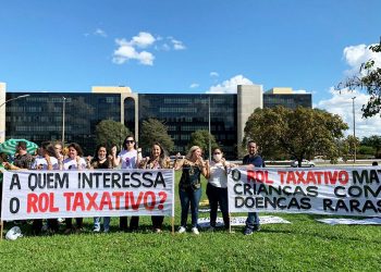 Sancionada lei que obriga planos a cobrirem tratamentos fora do rol da ANS