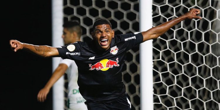 Bragantino derrota o Cuiabá e volta a vencer depois de nove jogos