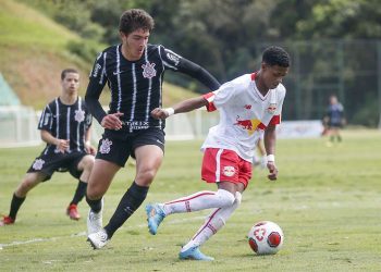 JOGO NO PARQUE SÃO JORGE: Braga e Corinthians decidem vaga na semifinal do Sub-15
