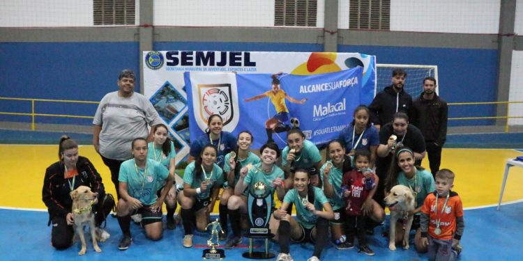 Atibaia fica com o título da Copa Bragança de Futsal Feminino