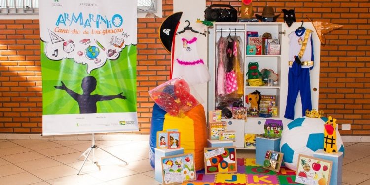 Instituições recebem ações do projeto ‘Armarinho, Cantinho da Imaginação’