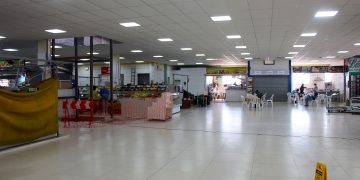 Prefeito assina decreto que permite concessão do Mercado Municipal 