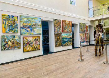 Exposição “Cubismo de Cristal” de  Milan Horvat, pode ser visitada no Centro Cultural