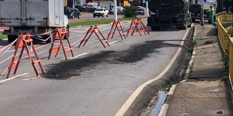 Trecho da Av. dos Imigrantes está interditado
