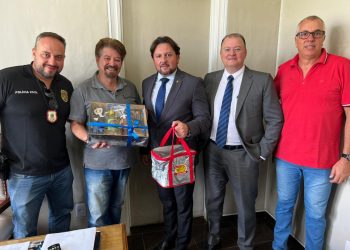 Prefeito recebe visita de novo Delegado Seccional   