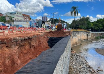 Obra emergencial na Av. dos Imigrantes deve terminar na metade do prazo contratual