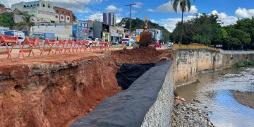 Obra emergencial na Av. dos Imigrantes deve terminar na metade do prazo contratual