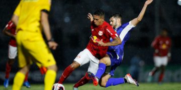 Ataque incompetente, substituições erradas e indisciplina: BRAGA PERDE DE NOVO