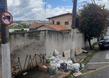 FALTA EDUCAÇÃO:  Descarte irregular de lixo em Bragança é problema crônico