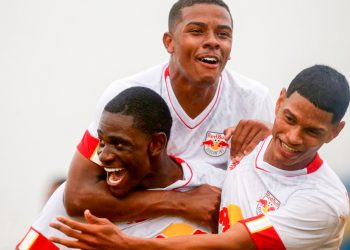 Bragantino estreia com vitória sobre o Lemense na Copa SP