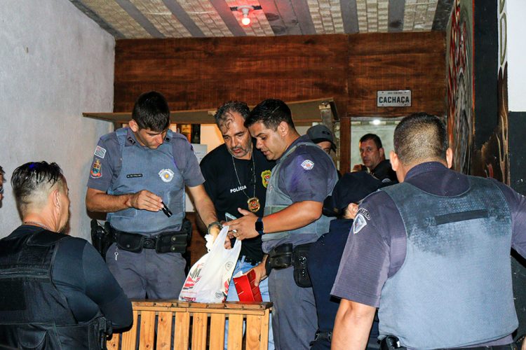 Operação “Aramis” termina com “batida” em biqueiras e dois presos por tráfico