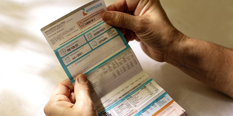 Conta de luz continua bandeira tarifária verde em março