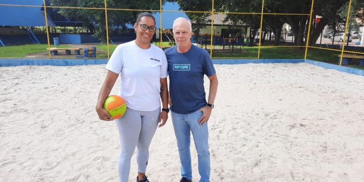Prefeitura oferece treinos gratuitos de Vôlei de Areia