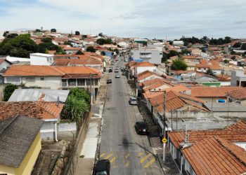 Recapeamento na Rua Santa Cruz teve início nesta sexta-feira, com interdição de trechos