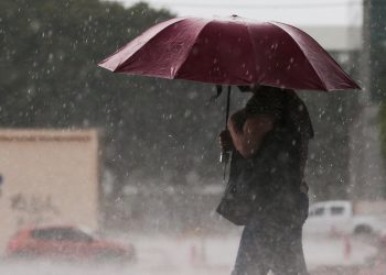 Previsão é de 55 milímetros de chuva no sábado e domingo