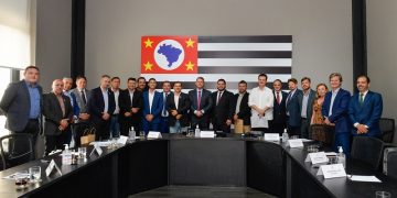 Governador recebe diretoria da Aprecesp