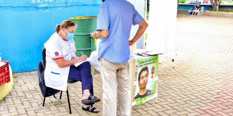 Secretaria de Saúde promove ação de combate à tuberculose