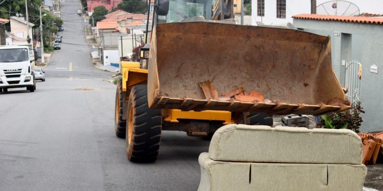 Arrastão de Limpeza acontece sexta-feira em sete bairros