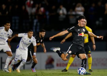 Bragantino abre 2 x 0 e leva virada do Cruzeiro em amistoso