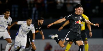 Bragantino abre 2 x 0 e leva virada do Cruzeiro em amistoso