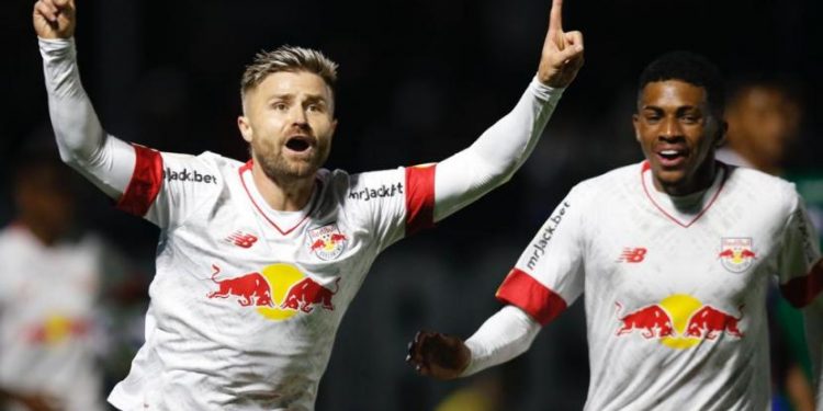 De virada, Bragantino vence o Bahia na estreia do Brasileirão