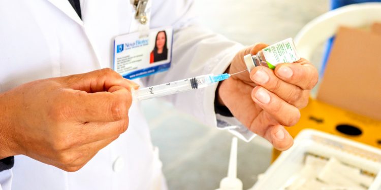 Procura para vacina da gripe  está muito baixa   