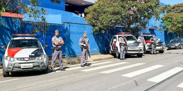 Segurança escolar: Polícia Militar participa de Operação Impacto III   