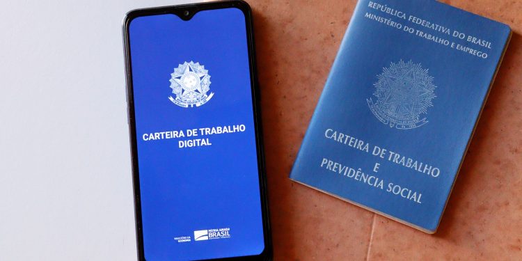 Governo propõe salário mínimo de R$ 1.389 em 2024