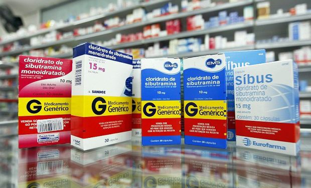 Remédios estão 5,6% mais caros desde sábado
