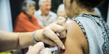 A 4 dias do fim, apenas 42,4% da população bragantina se vacinou contra a gripe