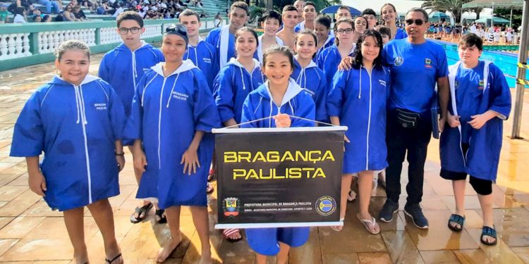 Equipe de Bragança participa do Torneio Regional de Natação