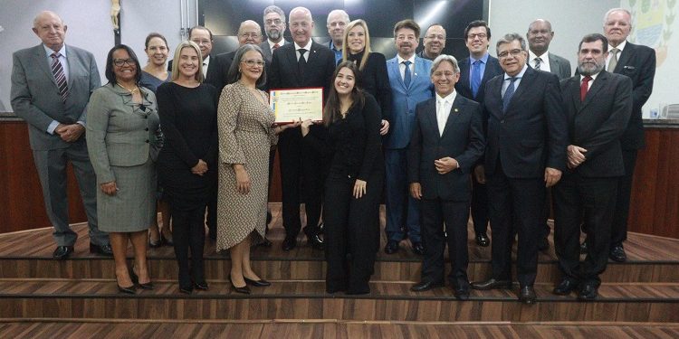 Dr. Osvaldo Zago recebe Título de Cidadão Bragantino