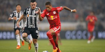 Caixinha teve mais sorte que juízo no empate do Braga contra o Atlético-MG