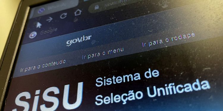 Prazo para inscrição no Sisu do 2º semestre termina quinta-feira