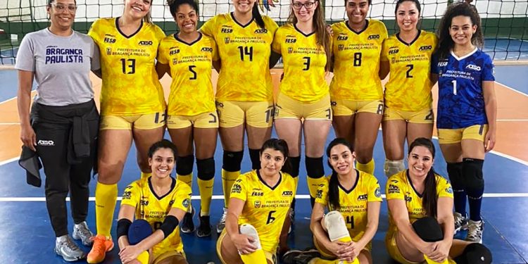 Equipe Feminina joga hoje na Copa Vinhedo de Voleibol