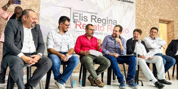 240 famílias assinam contratos do Conjunto Habitacional Elis Regina e Renato Russo