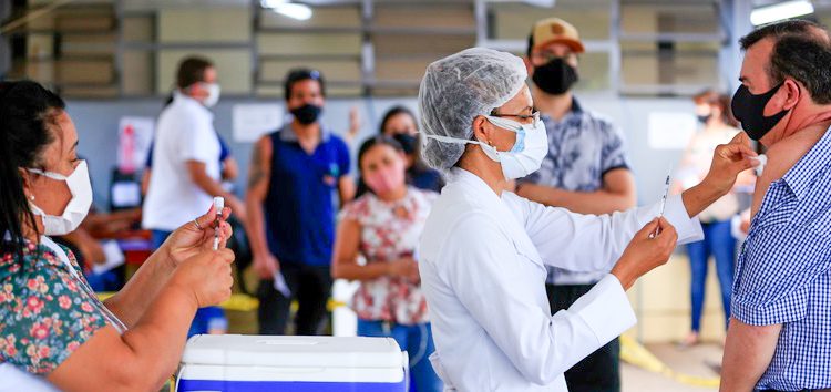 Apenas 23,6% da cidade se vacinou com a bivalente