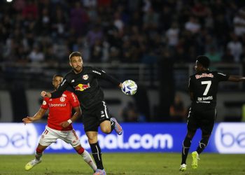 BRASILEIRÃO:  Em jogo sem registro de empate no histórico, Bragantino e Fortaleza se enfrentam hoje