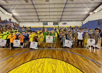 Goleadas marcaram a 1ª rodada do Regional de Futsal de Menores