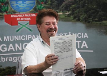 Prefeitura recebe escritura definitiva do Posto de Monta
