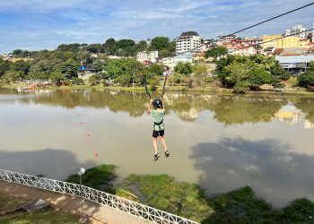Tirolesa do Lago do Taboão volta a operar   