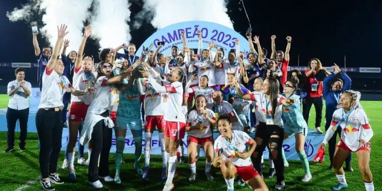 Bragantino Feminino confirma melhor campanha e é campeão da Série A2 do Brasileiro