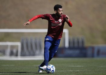 Com Matheus de volta, mas sem Sasha e Capixaba, Braga pega o Bahia amanhã