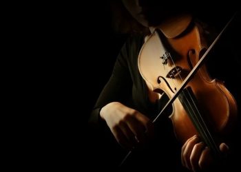 Recital de violino e piano acontece nesta sexta-feira no Teatro Carlos Gomes   